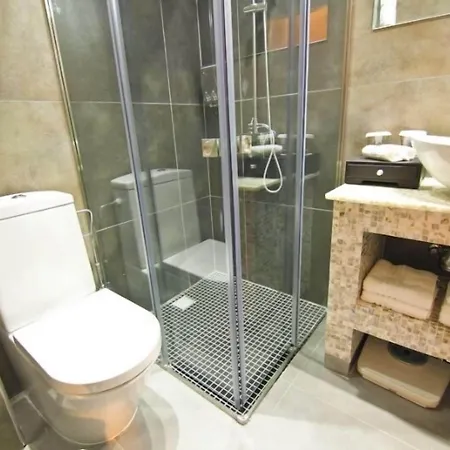 Achilleos Hotel 2*