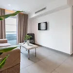 أكيليوس سيتي فندق