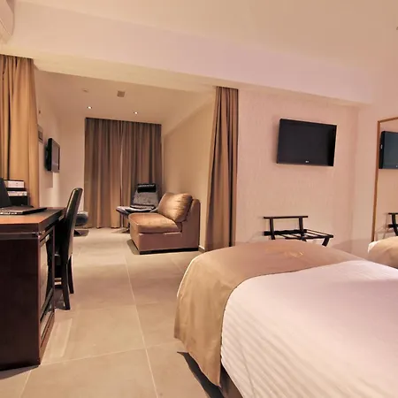 Achilleos 2* Larnaca