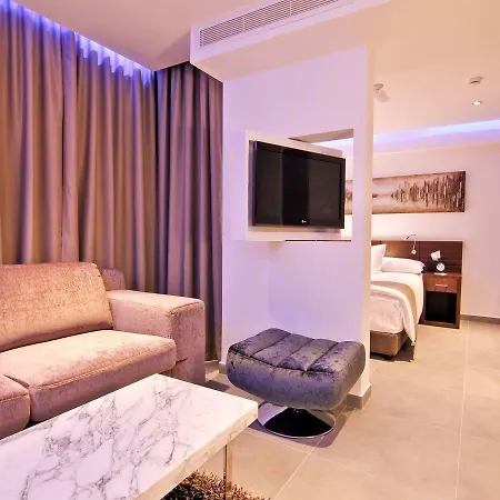Achilleos Hotel