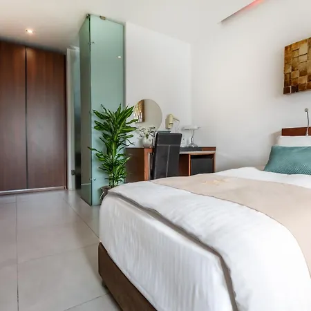 Otel Achilleos Larnaca
