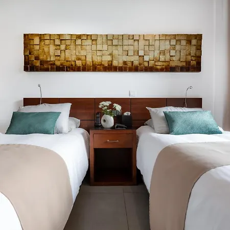 Achilleos Otel