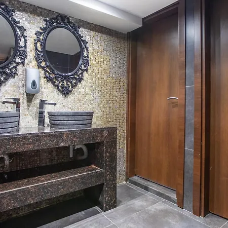 Otel Achilleos