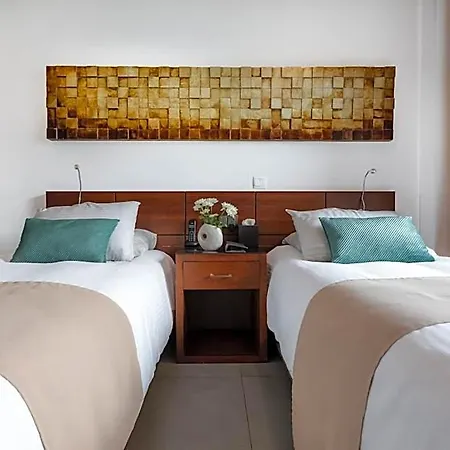 Achilleos Hotel