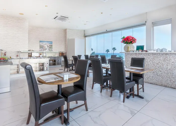 Achilleos 2* Λάρνακα